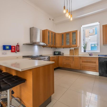 Hard To Come By - Modern & Huge House In Sliema Zewnętrze zdjęcie